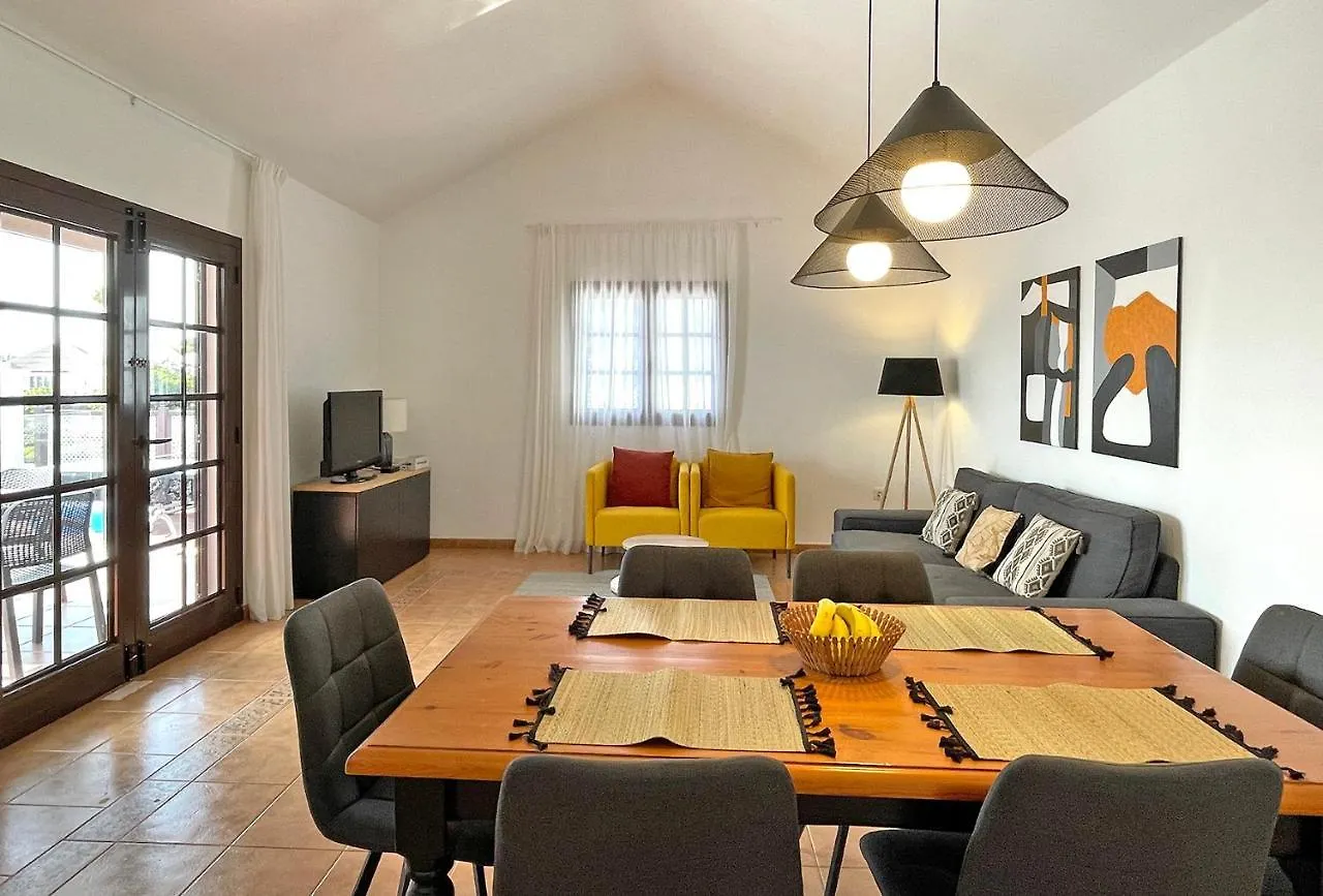 Villa Charlotte Tías Spanien